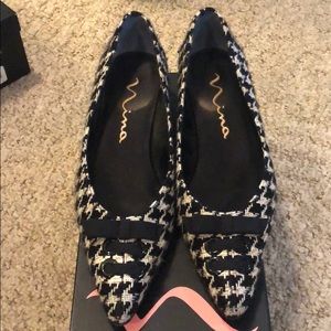 Nina Houndstooth Flats